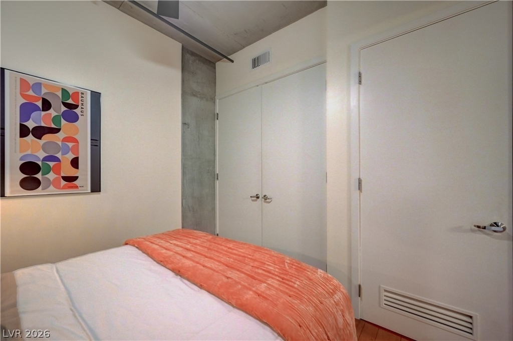 353 E Bonneville Avenue - Photo 17