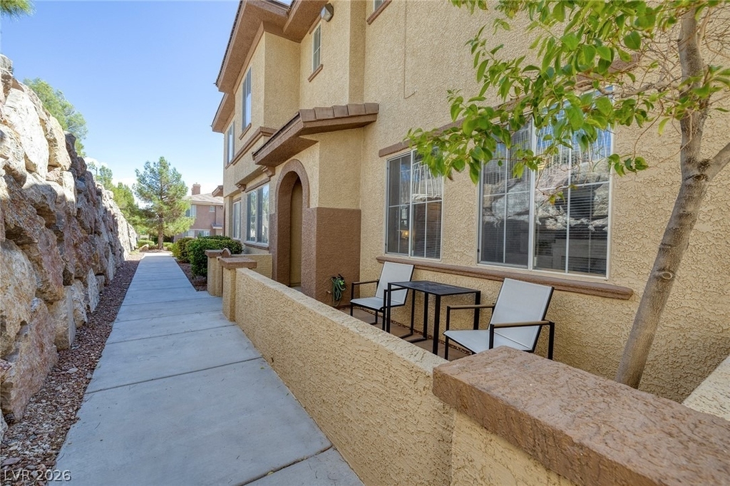 3975 Palm Beach Street - Photo 3