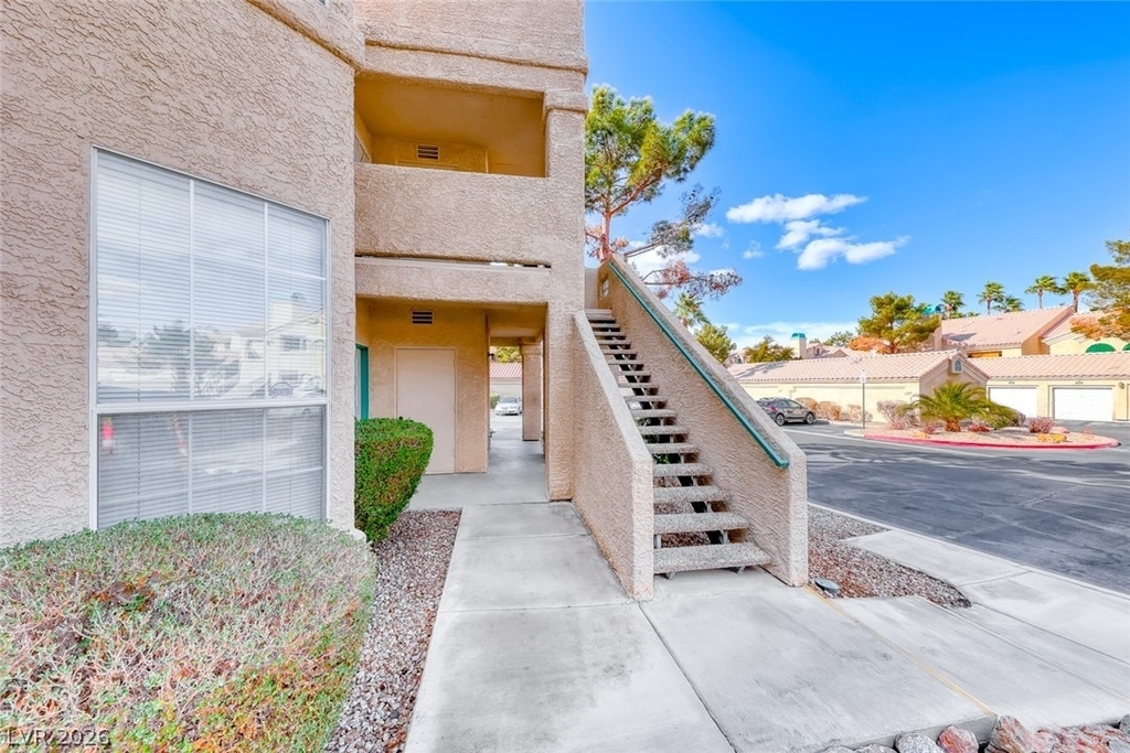 2251 Wigwam Parkway - Photo 3