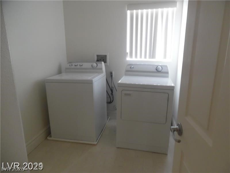 9737 Valmeyer Avenue - Photo 6