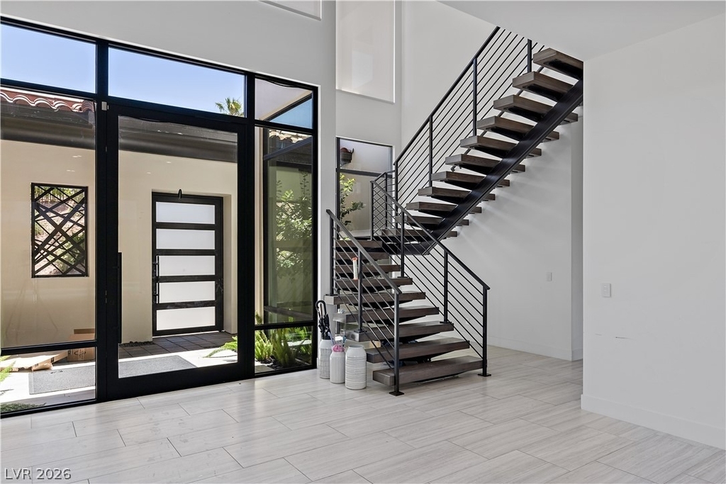 22 Via Siena Place - Photo 2