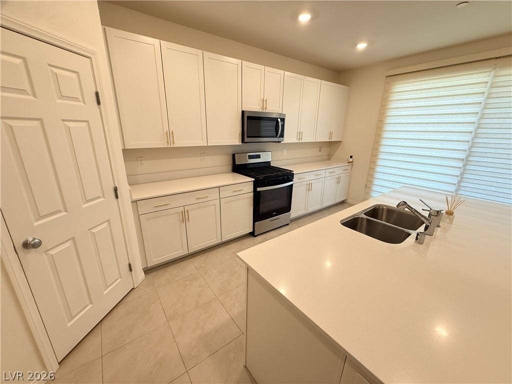 10854 Gentle Crest Avenue - Photo 24