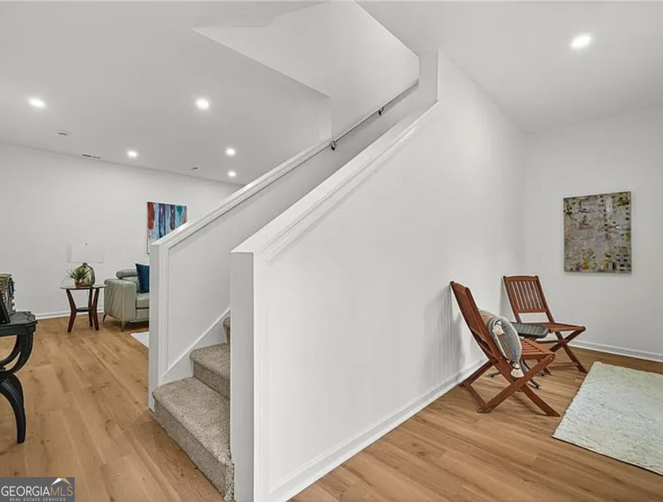3925 Pine Shore Circle - Photo 10