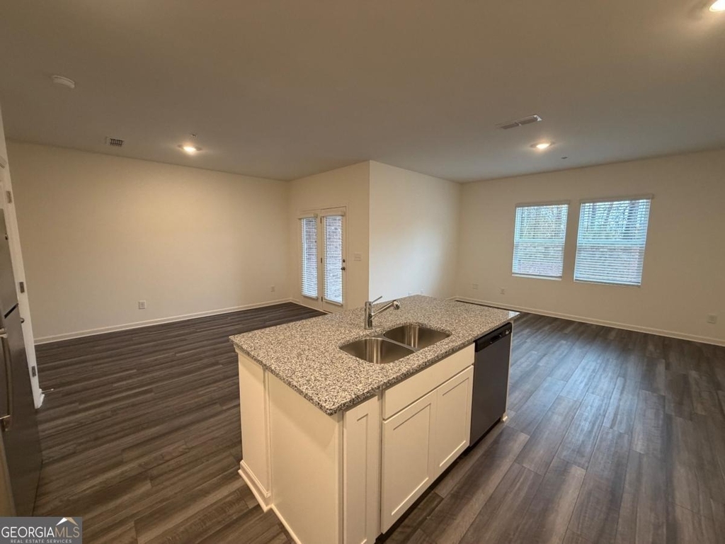 1257 Fagiolo Street - Photo 6