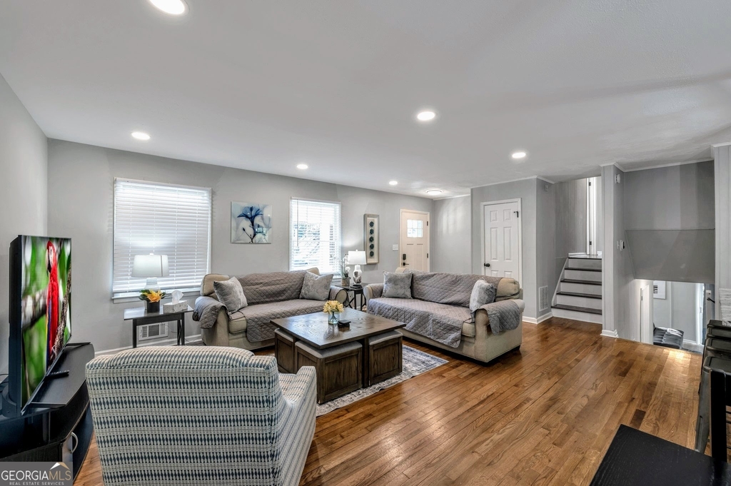444 Smyrna Powder Springs Road Sw - Photo 1
