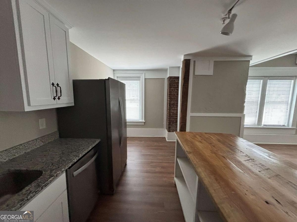 104 Spring Street - Photo 4
