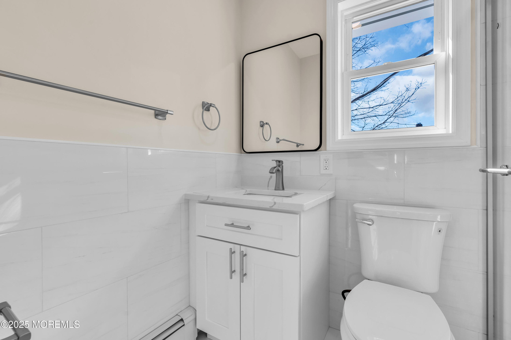 814 Dunlewy Street - Photo 11