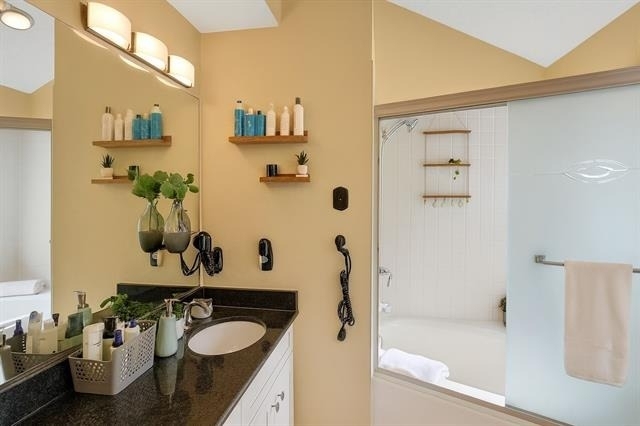 4308 Laguna Drive - Photo 2