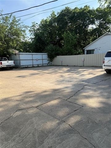 304 E Hickory Street - Photo 10