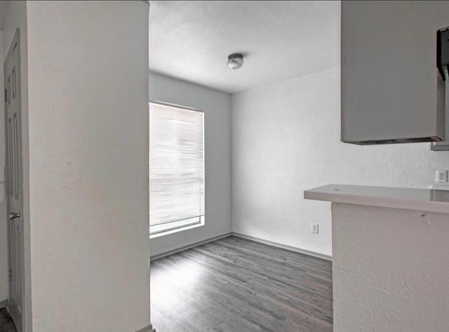 916 Isbell Road - Photo 3