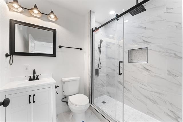 2730 Gladstone Drive - Photo 13