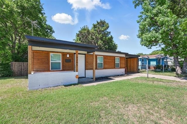 1205 Hamsted Street - Photo 1