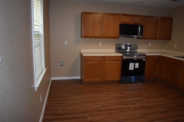 721 Pickwick Lane - Photo 5