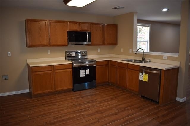 721 Pickwick Lane - Photo 4