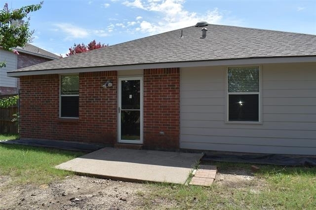 721 Pickwick Lane - Photo 18