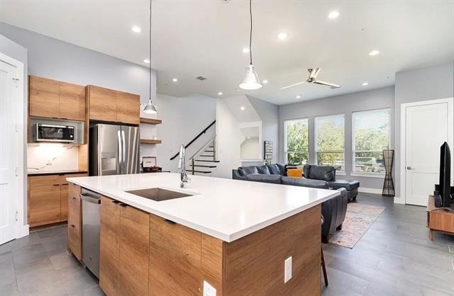 2239 Lovedale Avenue - Photo 8
