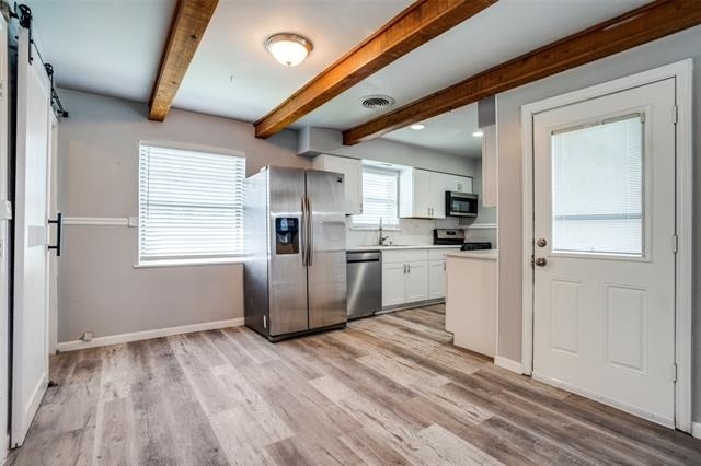 266 W Fulton Street - Photo 3