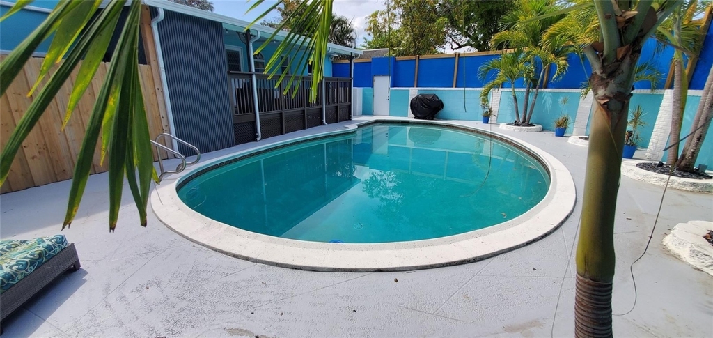 1548 Sw 28th Avenue - Photo 14
