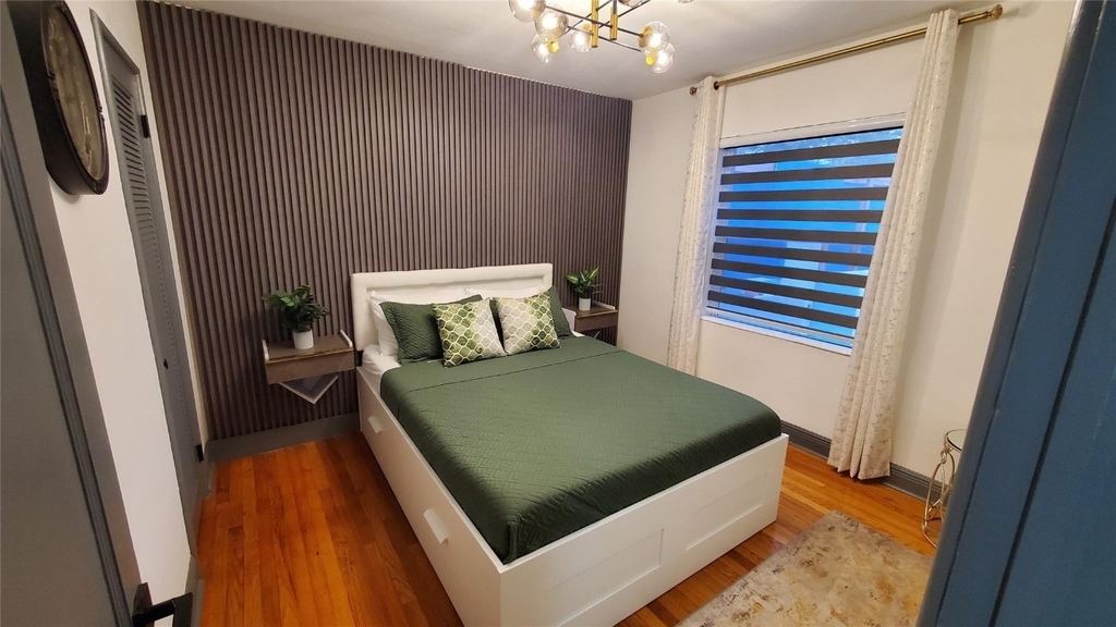1548 Sw 28th Avenue - Photo 6