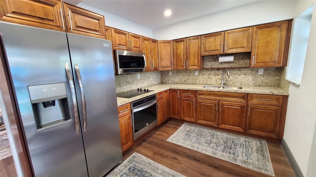 1548 Sw 28th Avenue - Photo 5