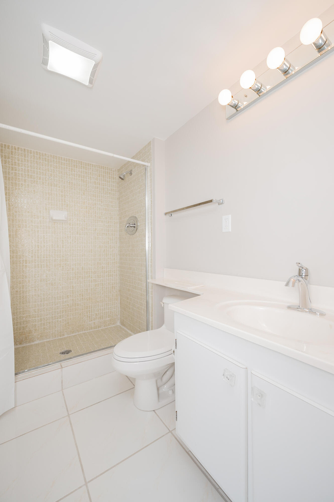 20335 W Country Club Drive - Photo 10