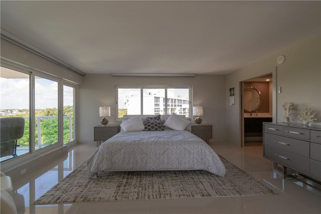 1151 N Fort Lauderdale Beach Boulevard - Photo 24