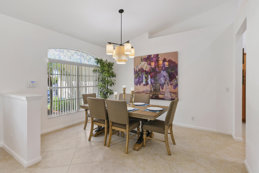 1935 Primrose Lane - Photo 4
