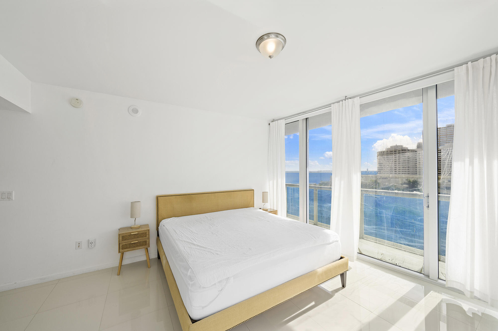 495 Brickell Avenue - Photo 8