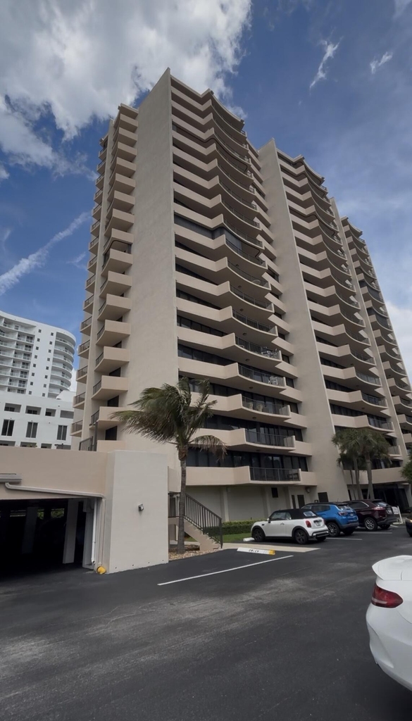 4200 N Ocean Avenue - Photo 0