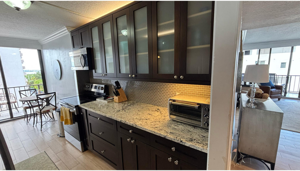4200 N Ocean Avenue - Photo 9
