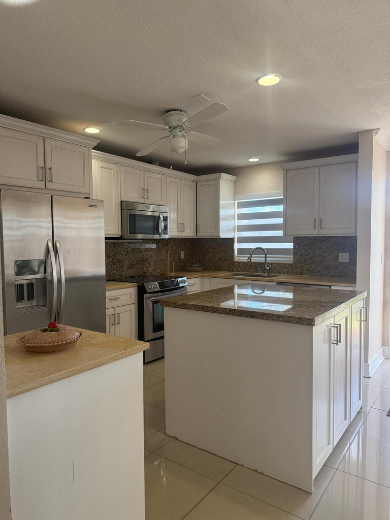5775 Fernley Drive W - Photo 0