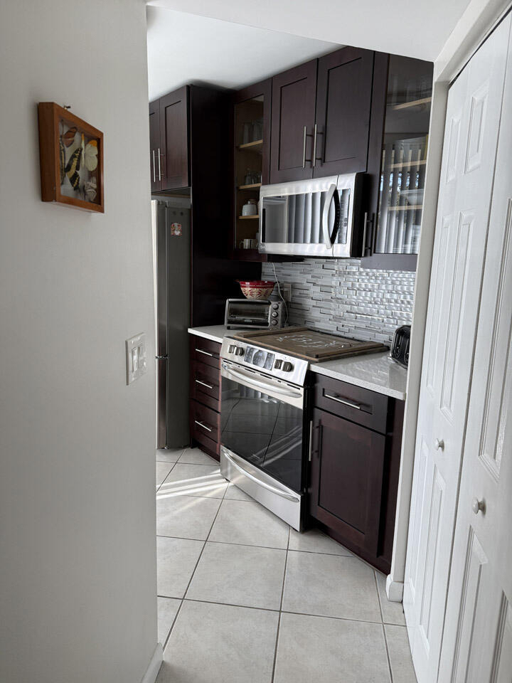 10451 W Broward Boulevard - Photo 3