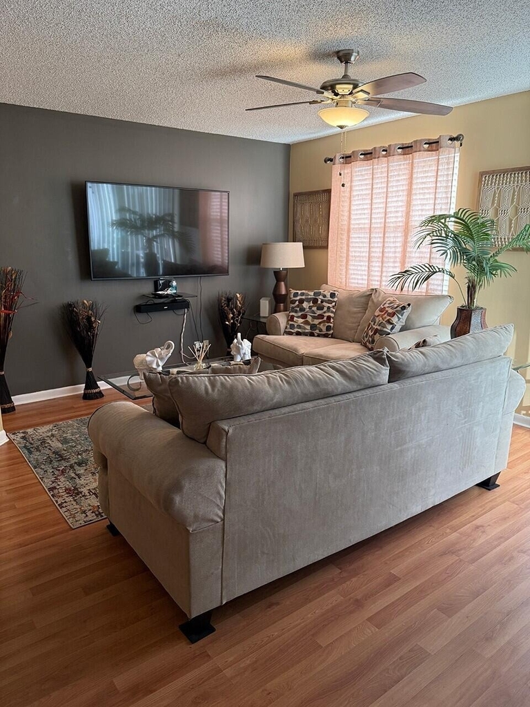 10451 W Broward Boulevard - Photo 0