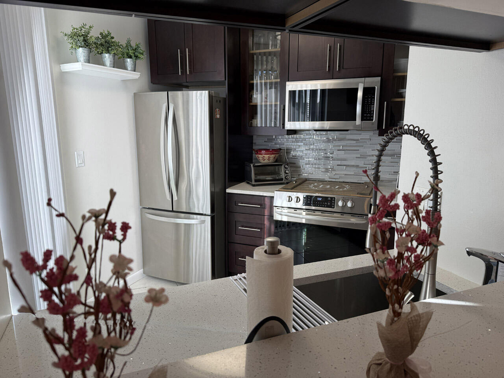 10451 W Broward Boulevard - Photo 2