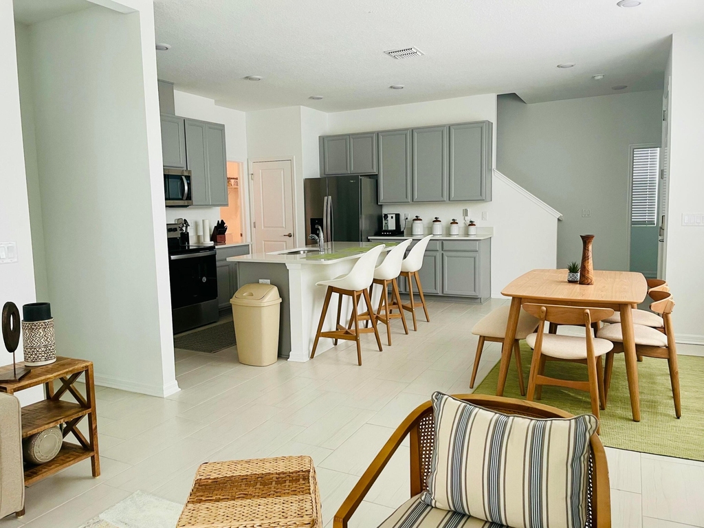 1011 Orchard Arbour Court - Photo 7