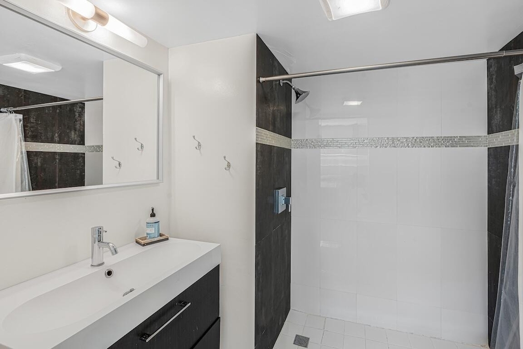 200 E Royal Palm Road - Photo 7