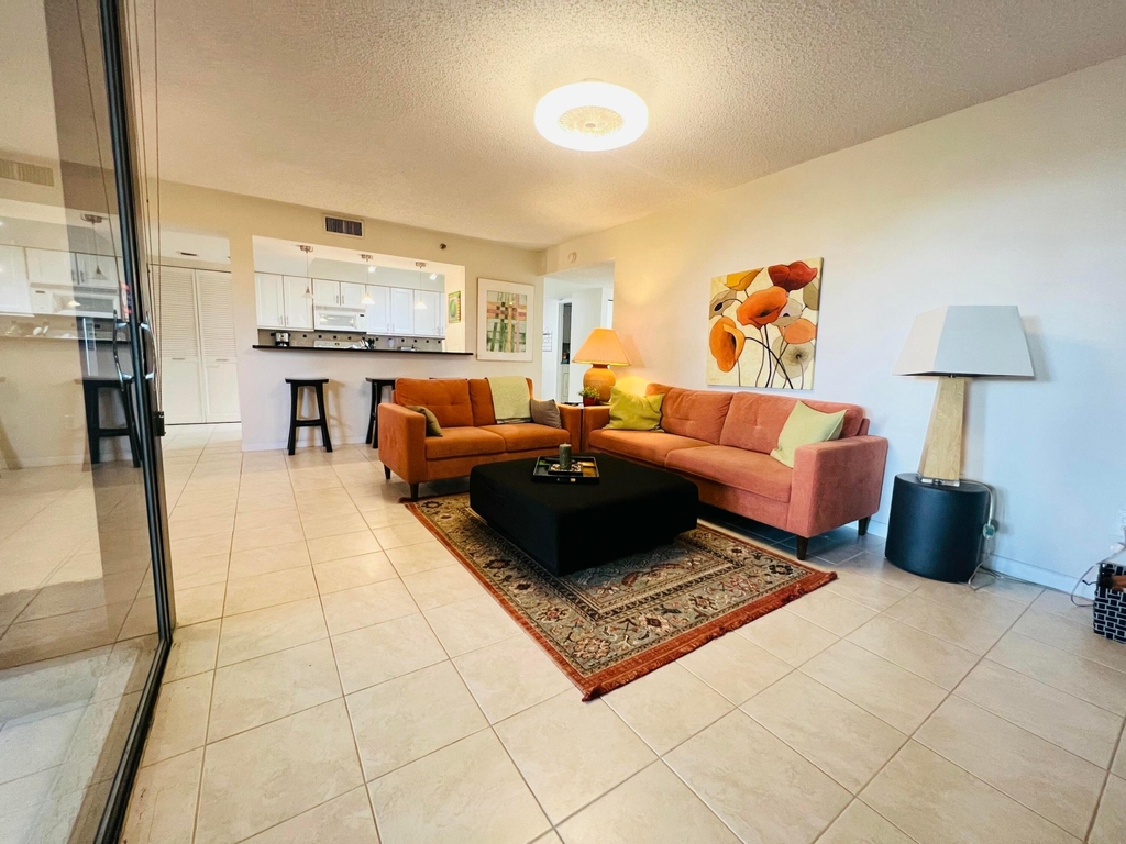 2025 Lavers Circle - Photo 4