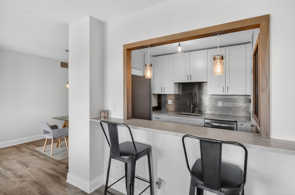 2555 Ne 11th Street - Photo 15