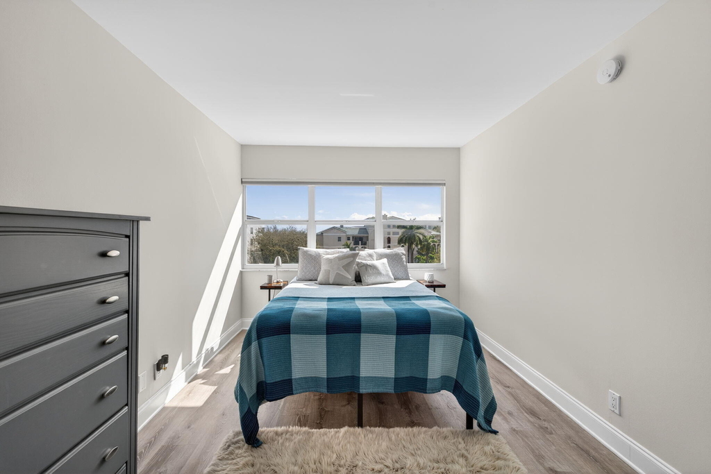 2555 Ne 11th Street - Photo 21