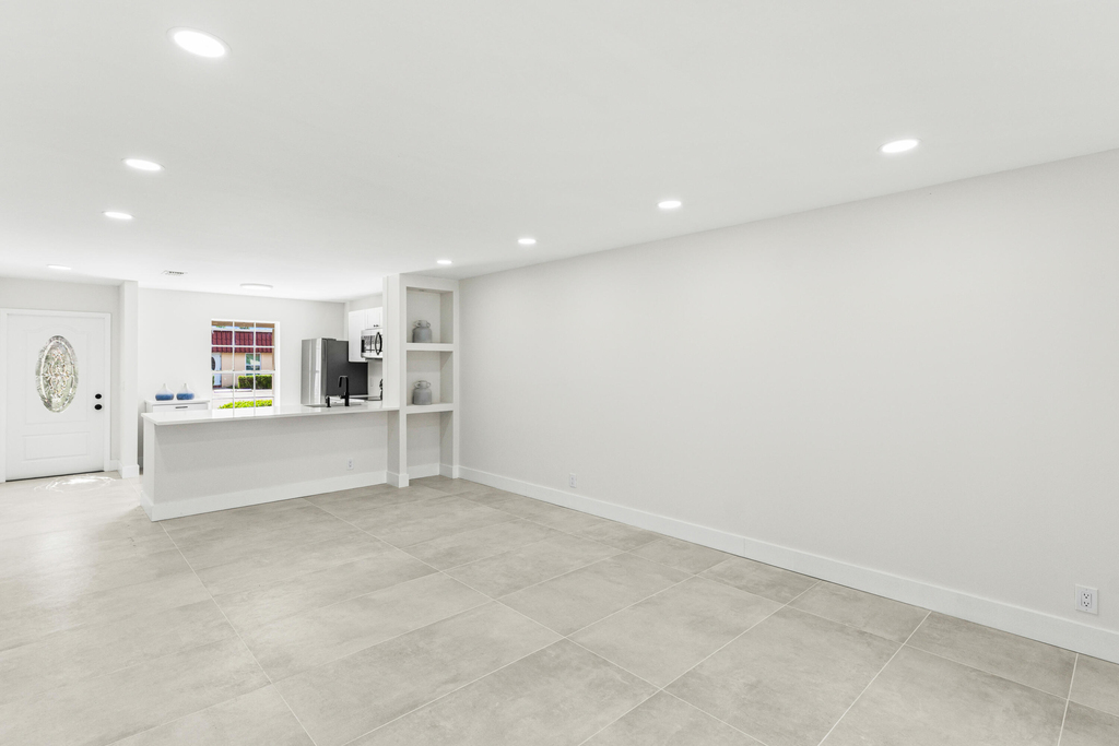 733 Nantucket Circle - Photo 12