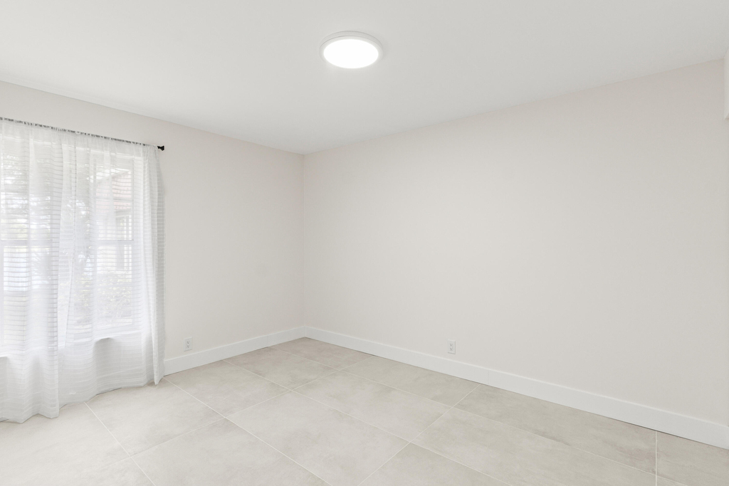 733 Nantucket Circle - Photo 18