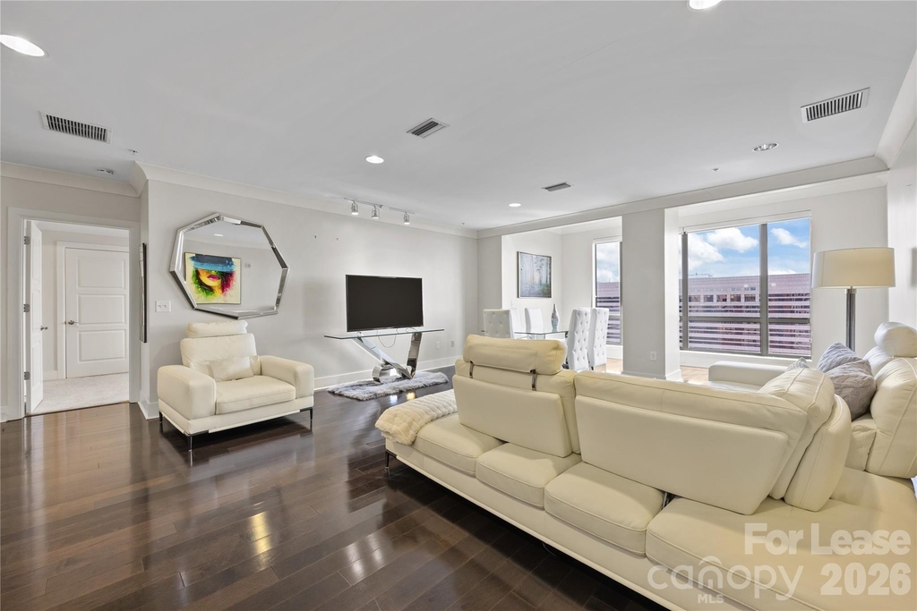 222 S Caldwell Street - Photo 6