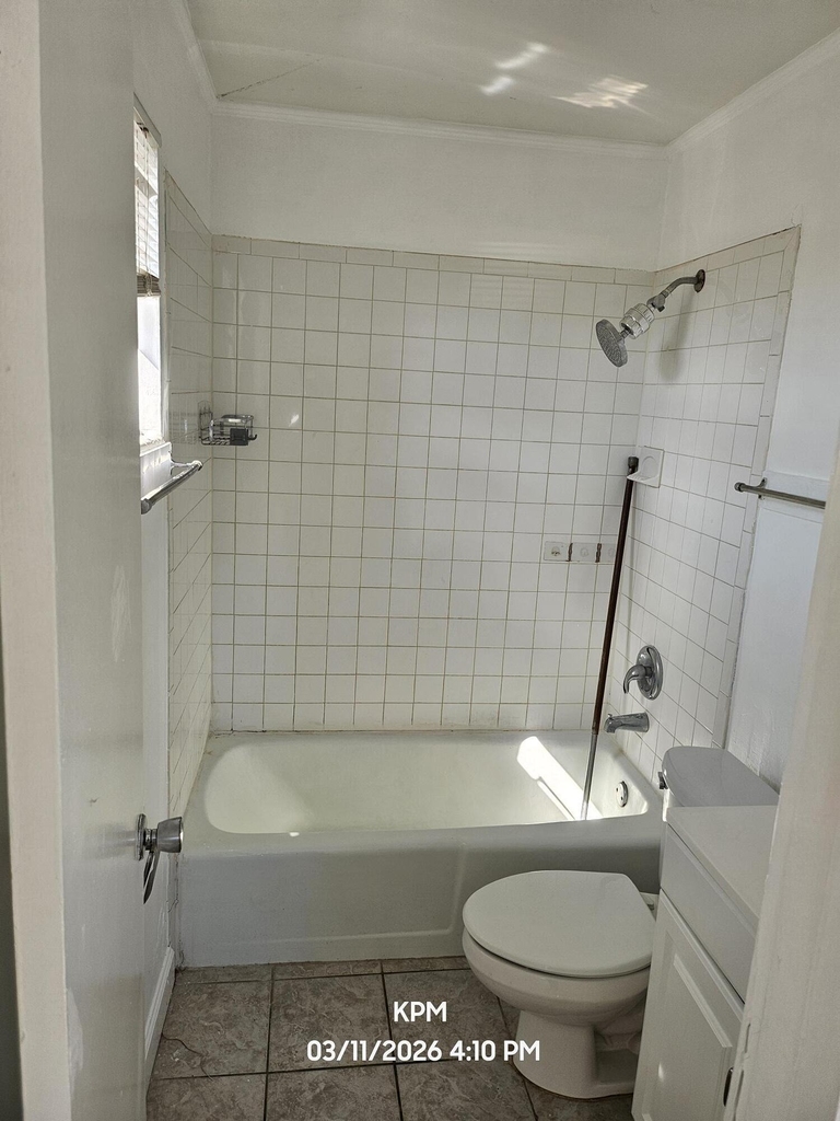 919 Selkirk Street - Photo 2