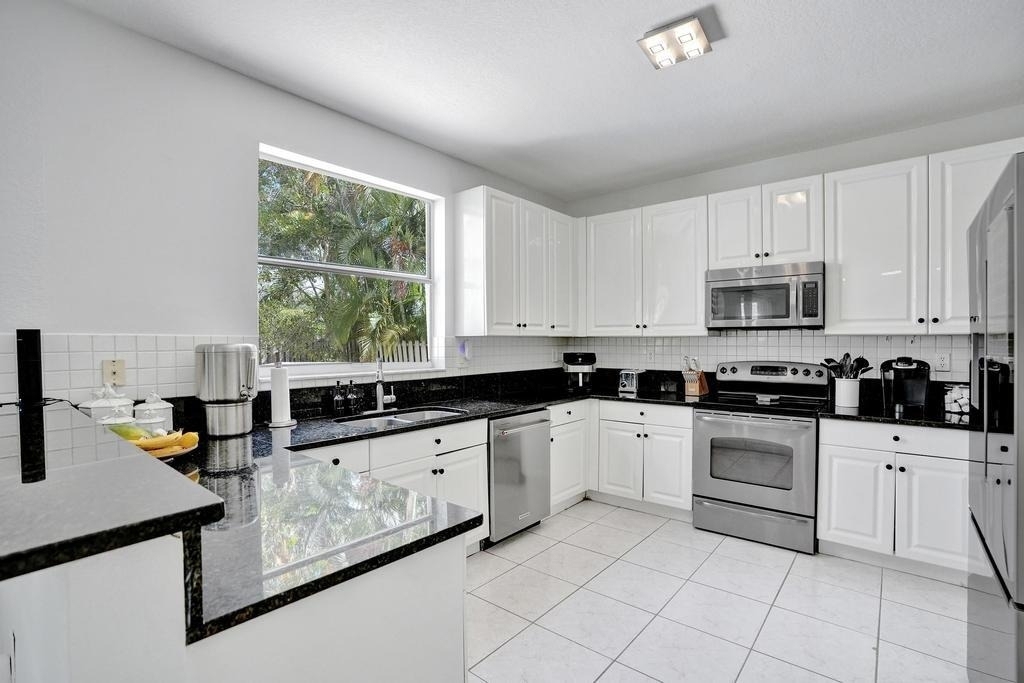 16405 Diamond Head Drive - Photo 18
