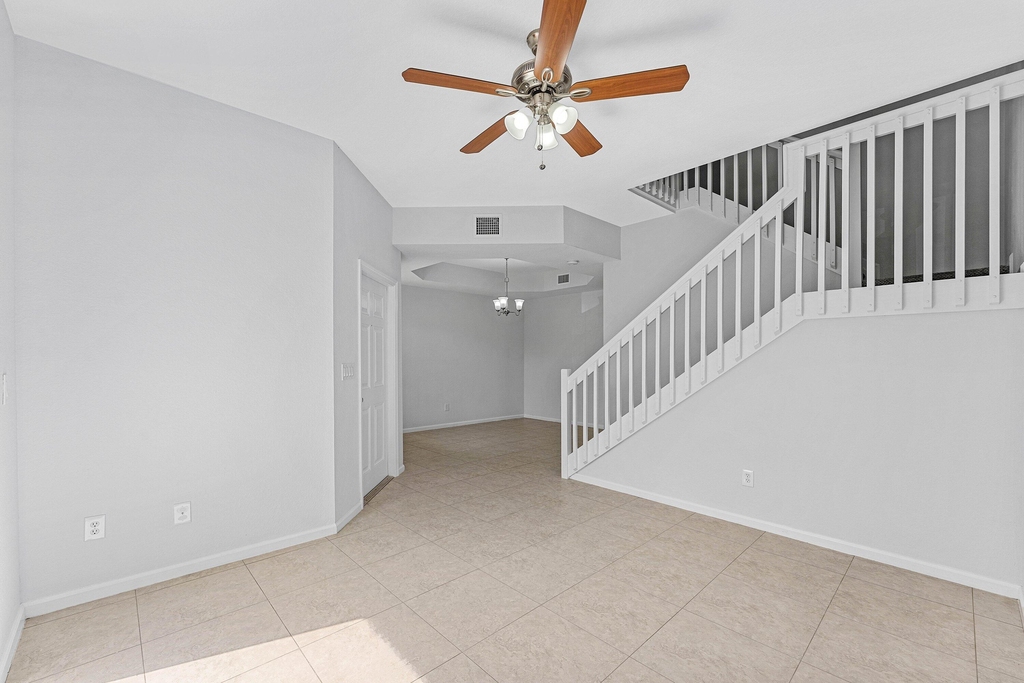 6515 Diamond Springs Terrace - Photo 19
