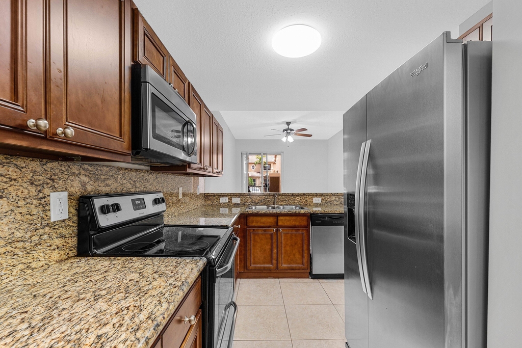 6515 Diamond Springs Terrace - Photo 11