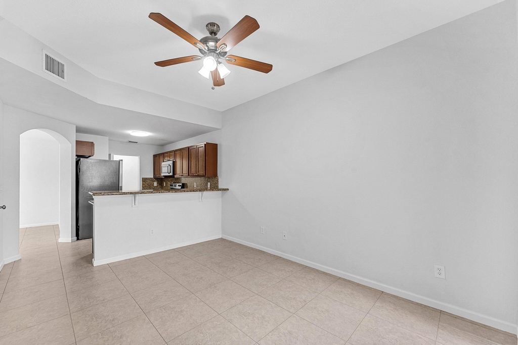 6515 Diamond Springs Terrace - Photo 4