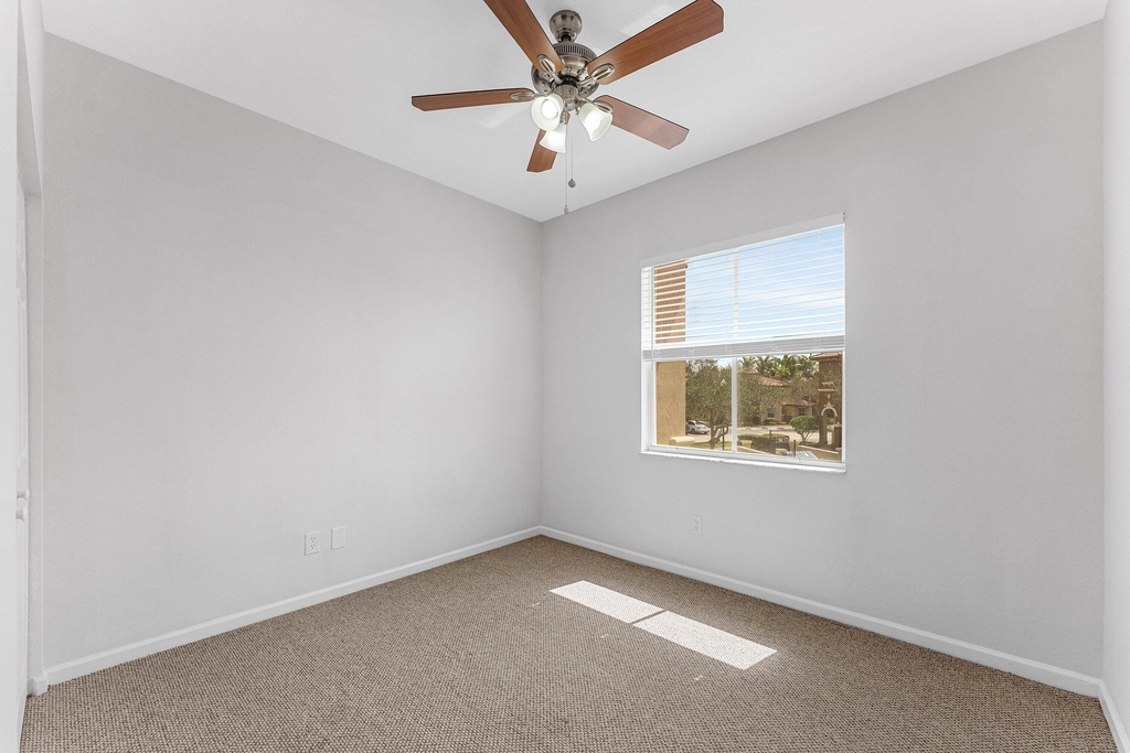 6515 Diamond Springs Terrace - Photo 27