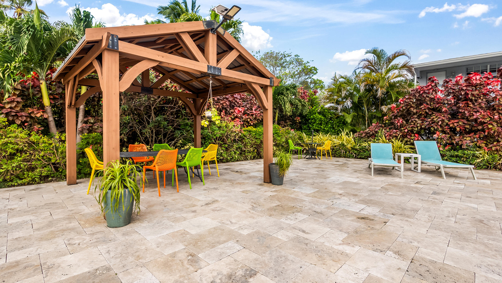 626 Sw 14th Avenue - Photo 3