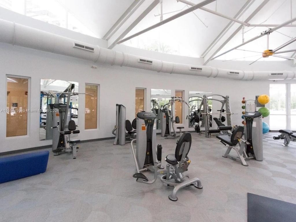 2500 Parkview Drive - Photo 20